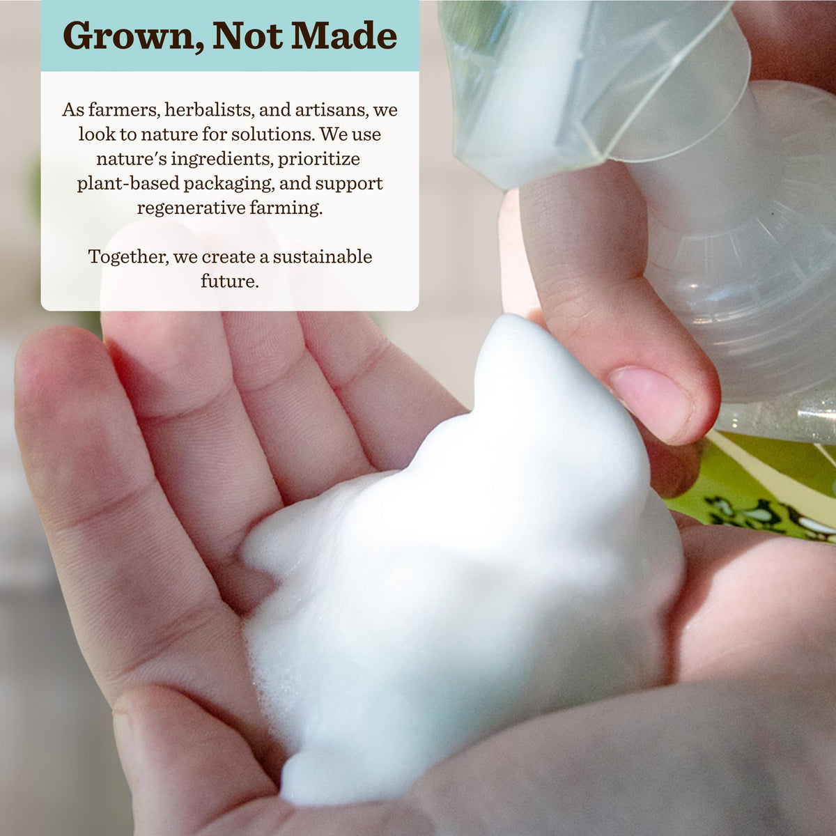 Moon Valley Organics Mint Lavender aroma notes evoke refreshing spa-like atmosphere.