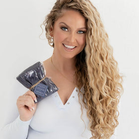MoonstoneSeven Hair Plop wrap highlights frizz-control for smoother waves.