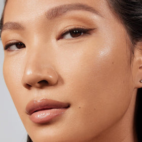 Morphe Lightform Dewy Foundation texture swirl demonstrates smooth, lightweight wear.