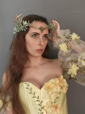 MOSTORY forest elf crown on model, perfect for Renaissance fairs and fantasy cosplay