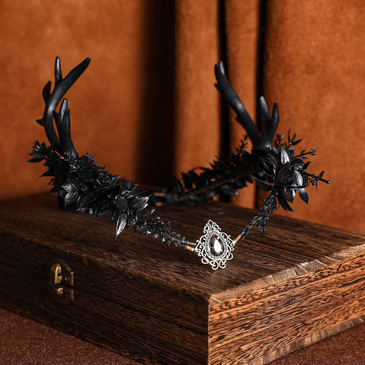 MOSTORY Woodland-inspired crown with intricate floral and horn design