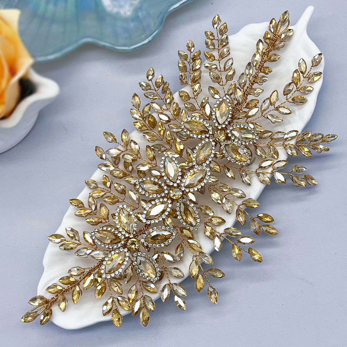 Mpoikba bridal headband stays lightweight for comfortable all-day wear