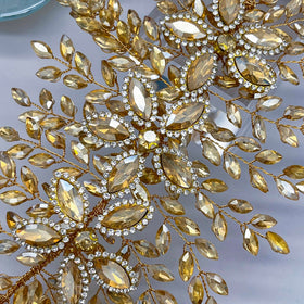 Mpoikba champagne headband adds subtle sparkle to weddings