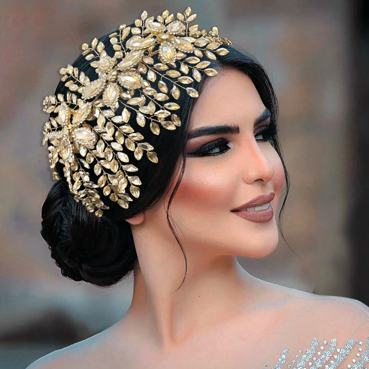 Mpoikba wedding hairpiece sparkles to elevate photos and formal occasions