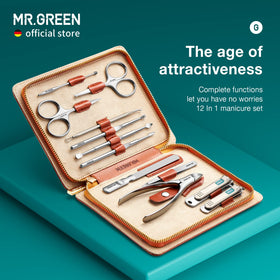 MR.GREEN case open reveals comprehensive tool kit, ideal for travel-ready personal care.