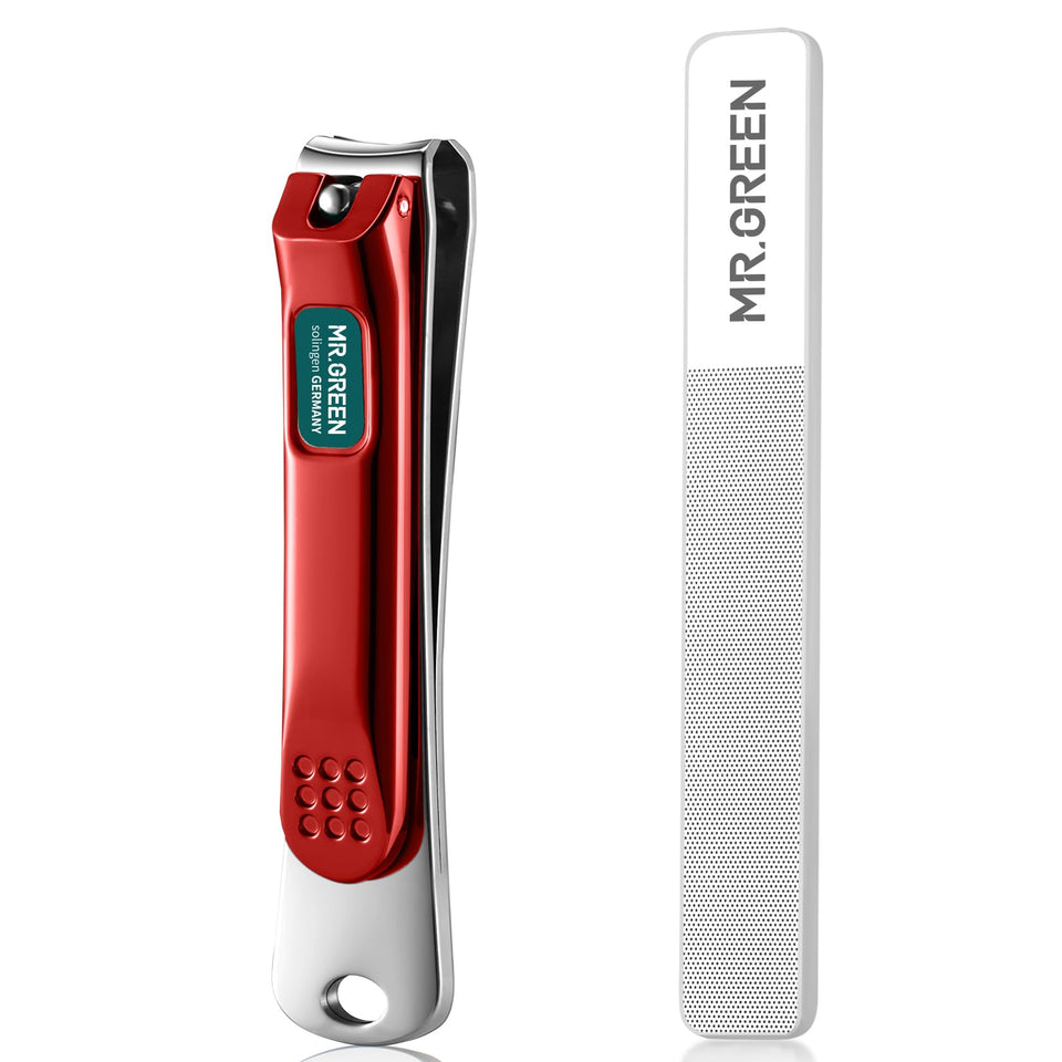 MR.GREEN nail clippers curved blades closeup for precise trims