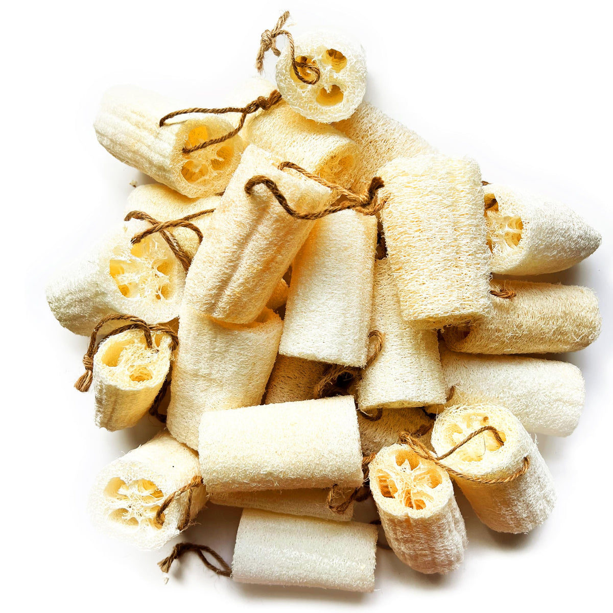 Mr.Cui'shop loofah sponge 4in close-up highlighting natural texture for exfoliation.