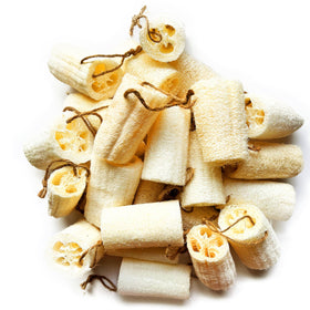 Mr.Cui'shop loofah sponge 4in close-up highlighting natural texture for exfoliation.