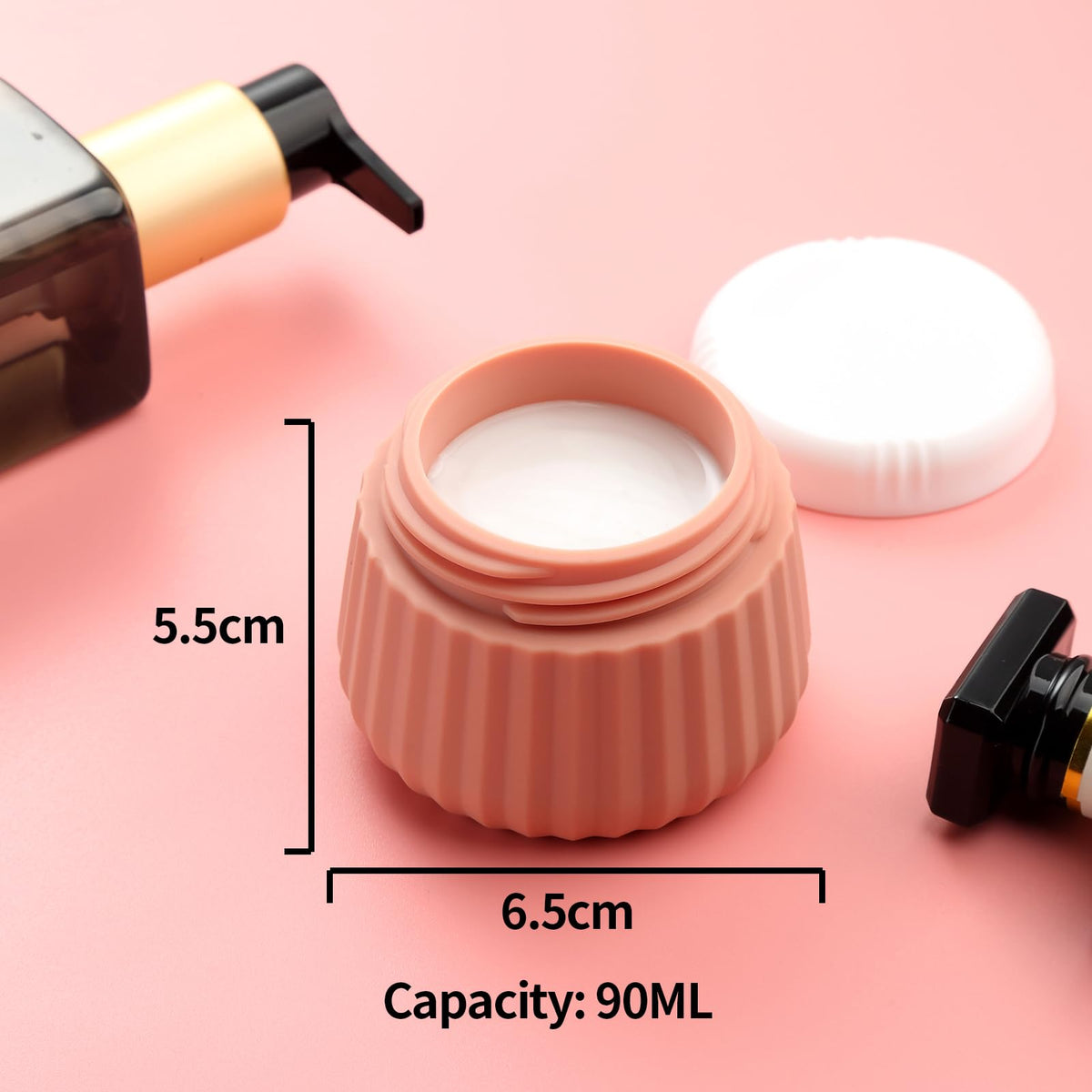 Mrsdry clear makeup bag keeps all items visible and secure while traveling.