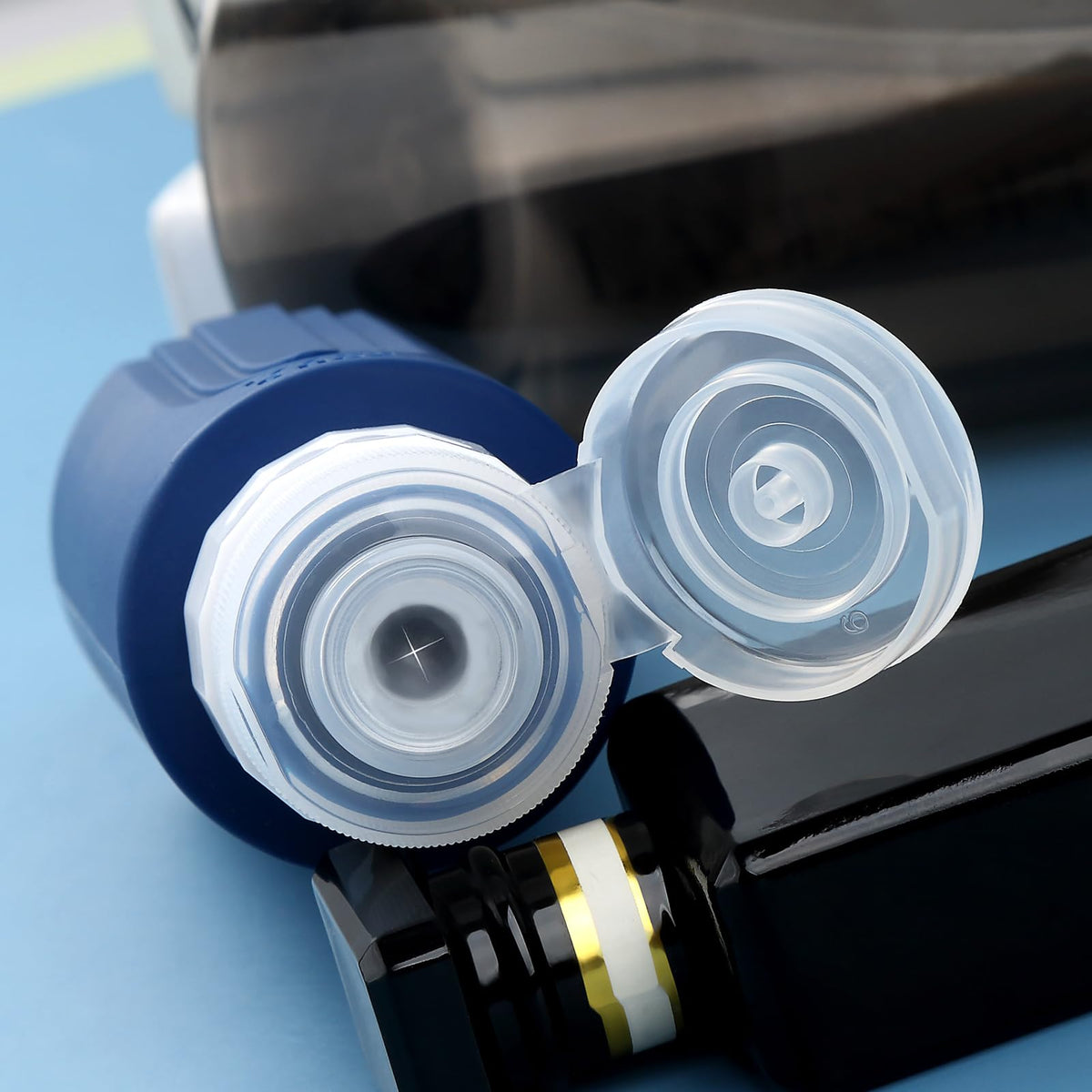 Mrsdry travel bottles showing 3 layer leakproof design protecting contents