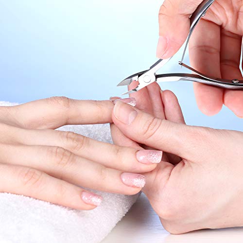 Mudder 8-piece set for versatile nail grooming
