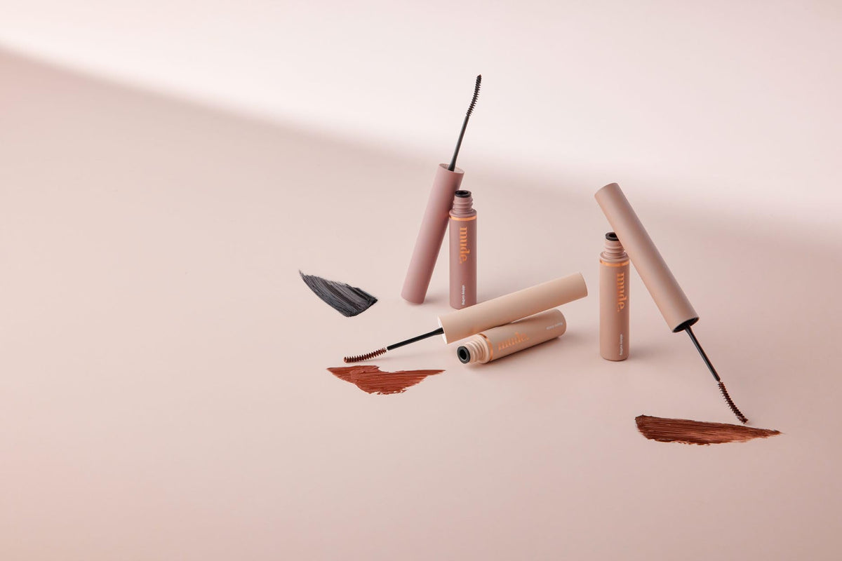mude Inspire Skinny Curling Mascara on lashes with defined separation and lasting hold