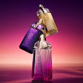 Mugler Alien Pulp bottle suits daily wear with a unique fruity-floral vibe.