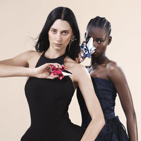 Mugler Angel Nova packaging box showcases premium presentation and gift-ready appeal.