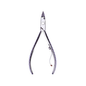 Mundial 722-PR with sharp precision blades for clean manicure results.