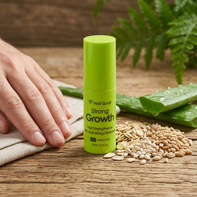 Nail Quail Strong Growth result: clear, shine-free appearance supports regrowth.