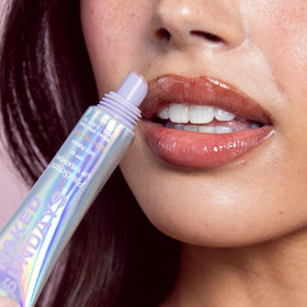 Naked Sundays Poutscreen includes Vitamin E for antioxidant protection on lips.