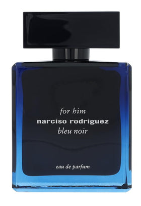 Close-up of Bleu Noir cap highlighting premium craftsmanship for refined style.