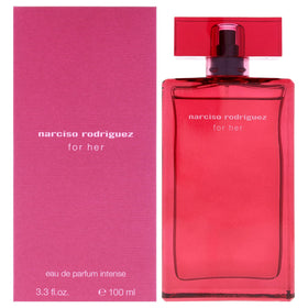 Narciso Rodriguez Intense bottle close-up, sleek flacon ideal for elegant evening wear