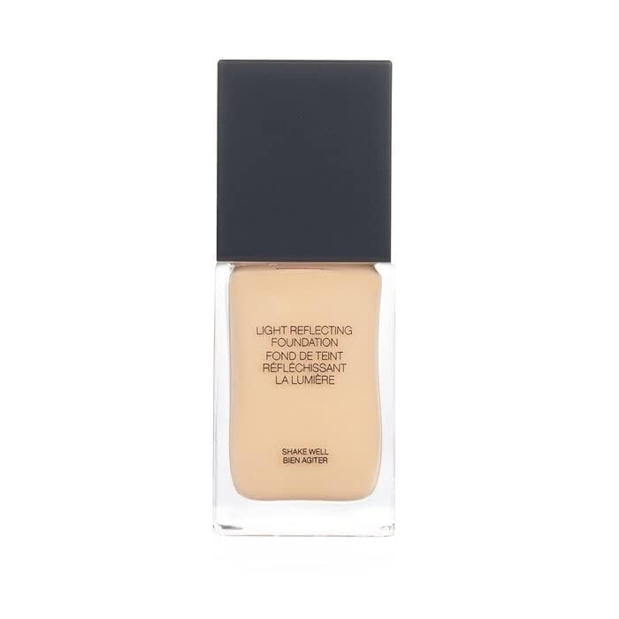 NARS Light Reflecting Foundation L5 Fiji close-up texture smooths and evens tone
