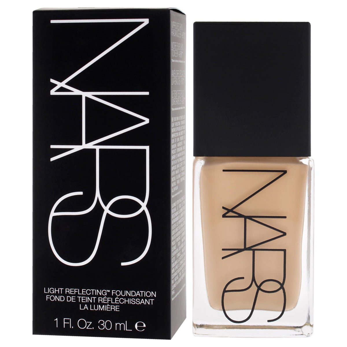 NARS Light Reflecting Foundation M2 Santa Fe texture close-up highlights coverage without heaviness.