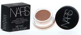 NARS Soft Matte Complete Concealer Creme Brulee swatch demonstrates lightweight, buildable coverage