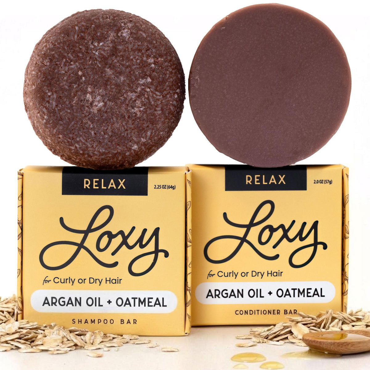 NATURÉL Loxy Relax shampoo bar close-up lather for deep hydration in dry frizzy hair