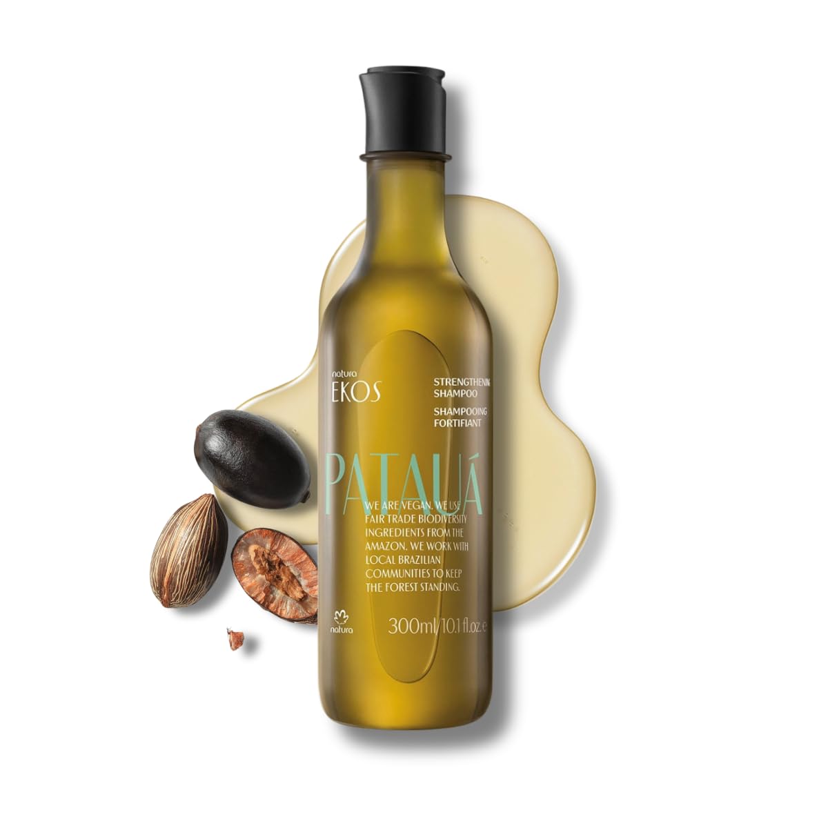 Natura Ekos Patauá Shampoo bottle pour for easy daily cleansing.