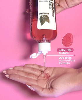 Natural Sant Onion Keratin DuoBox bottle front suggests smooth, frizz-controlled hair