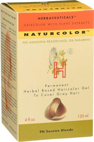 Close-up of Naturcolor Sesame Blonde color texture and shade