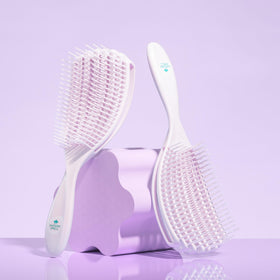Nature Spell FlexiFlow on wet hair for smooth detangling