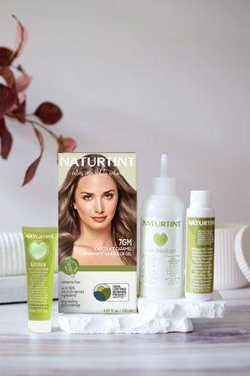 Naturtint 7GM Chocolate Caramel application kit for easy at-home color.
