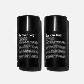 Nécessaire Deodorant Santal ingredients close-up highlights mandelic acid and zinc.