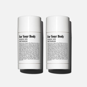 Nécessaire fragrance-free deodorant gel texture ready for smooth application.