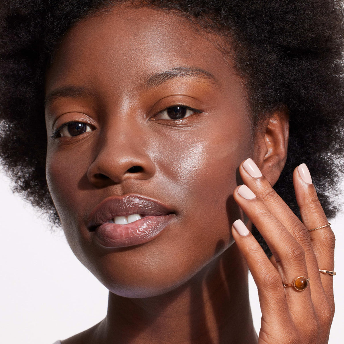 Neutrogena Purescreen with vitamin E nourishes skin while protecting.