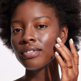 Neutrogena Purescreen with vitamin E nourishes skin while protecting.