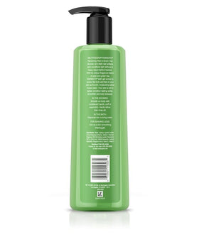 Neutrogena Rainbath Renewing body-softness splash demonstrates soft, refreshed skin after shower.