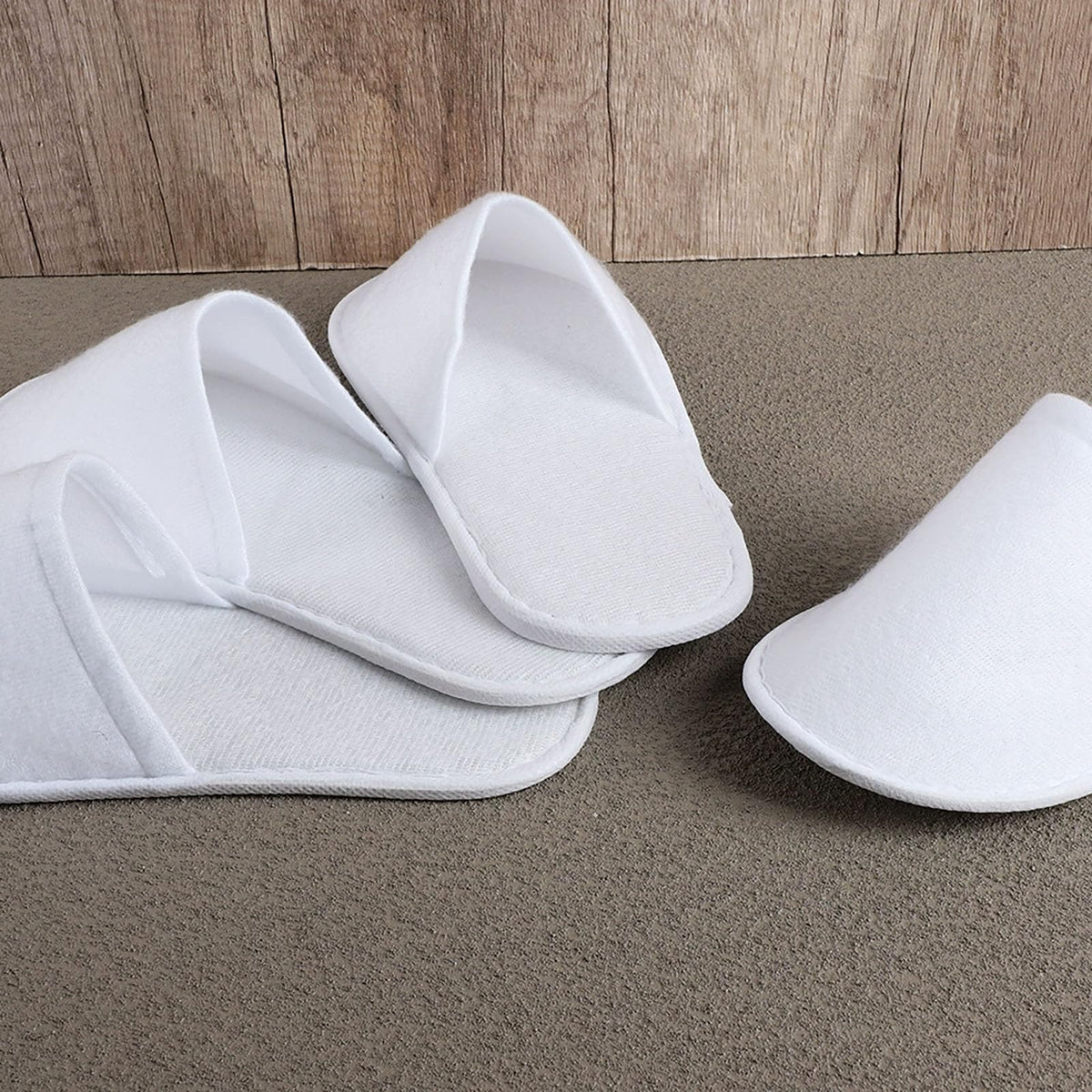 Nexboraque universal size slippers fit up to US 10–11