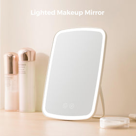 NEZZOE mirror offers three color temperatures for different makeup scenarios