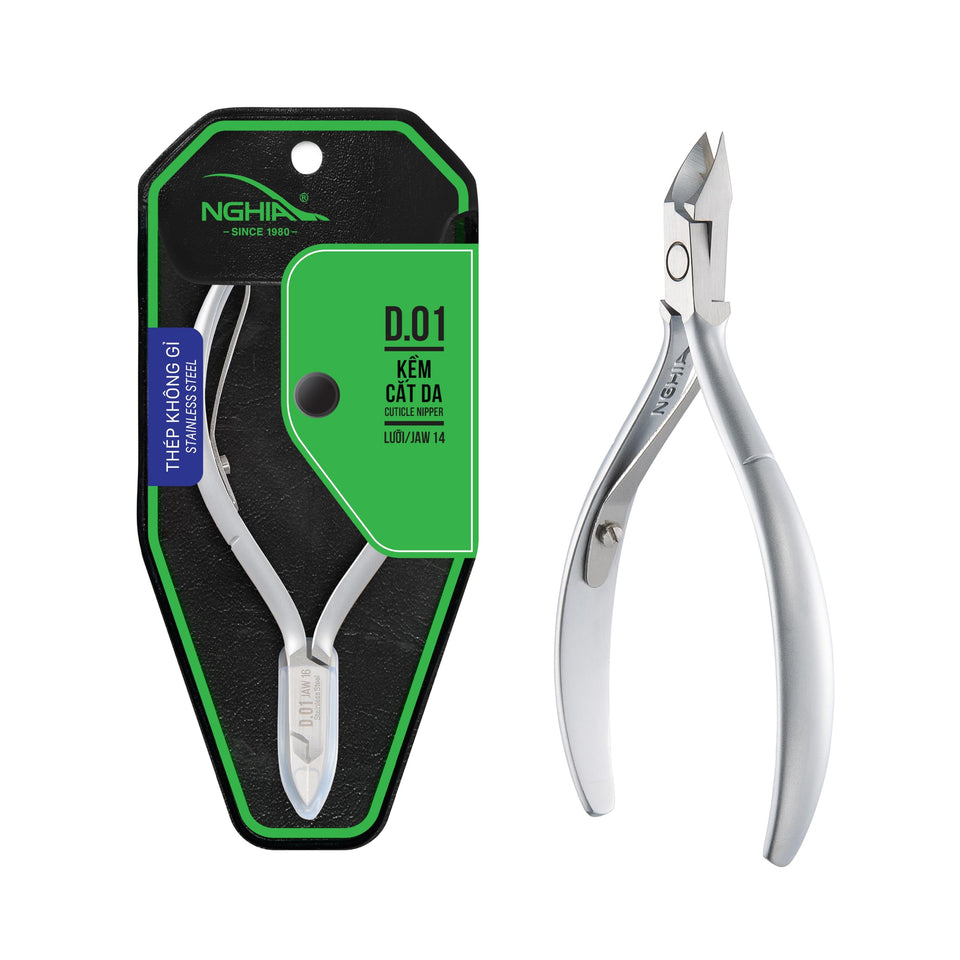 NGHIA Cuticle Nipper D-01 blade closeup showing precision edge for professional nail care