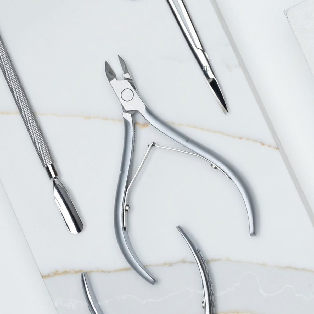 NGHIA Cuticle Nipper D-03 JAW16 double spring for smooth opening and closing action.