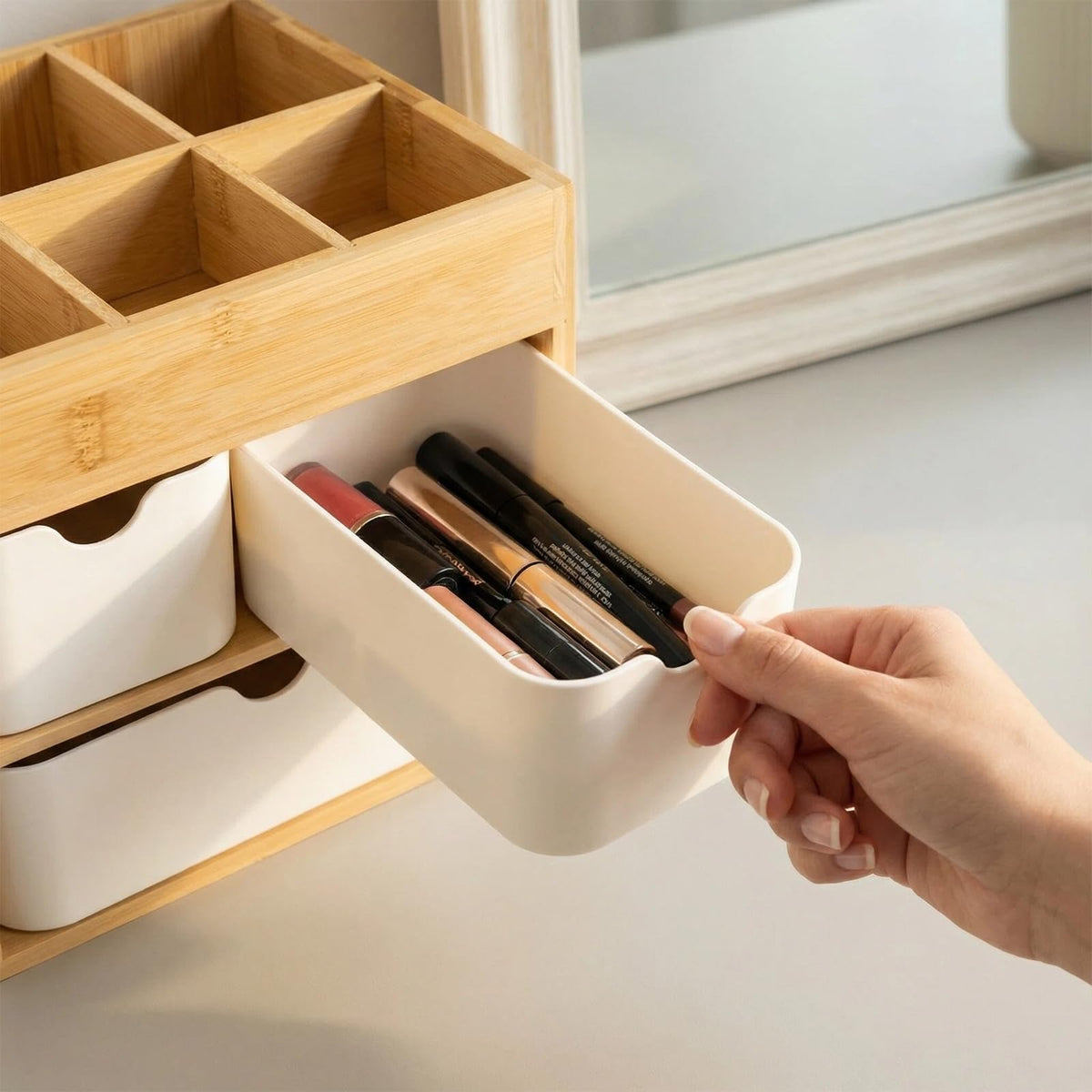 Ninebendstreams organizer on an office desk helps declutter the workspace.