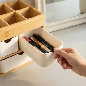 Ninebendstreams organizer on an office desk helps declutter the workspace.