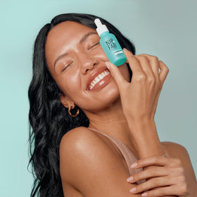 Nip + Fab Hyaluronic Fix Extreme 4 2% concentrate ingredient visuals show HA and polyglutamic acid