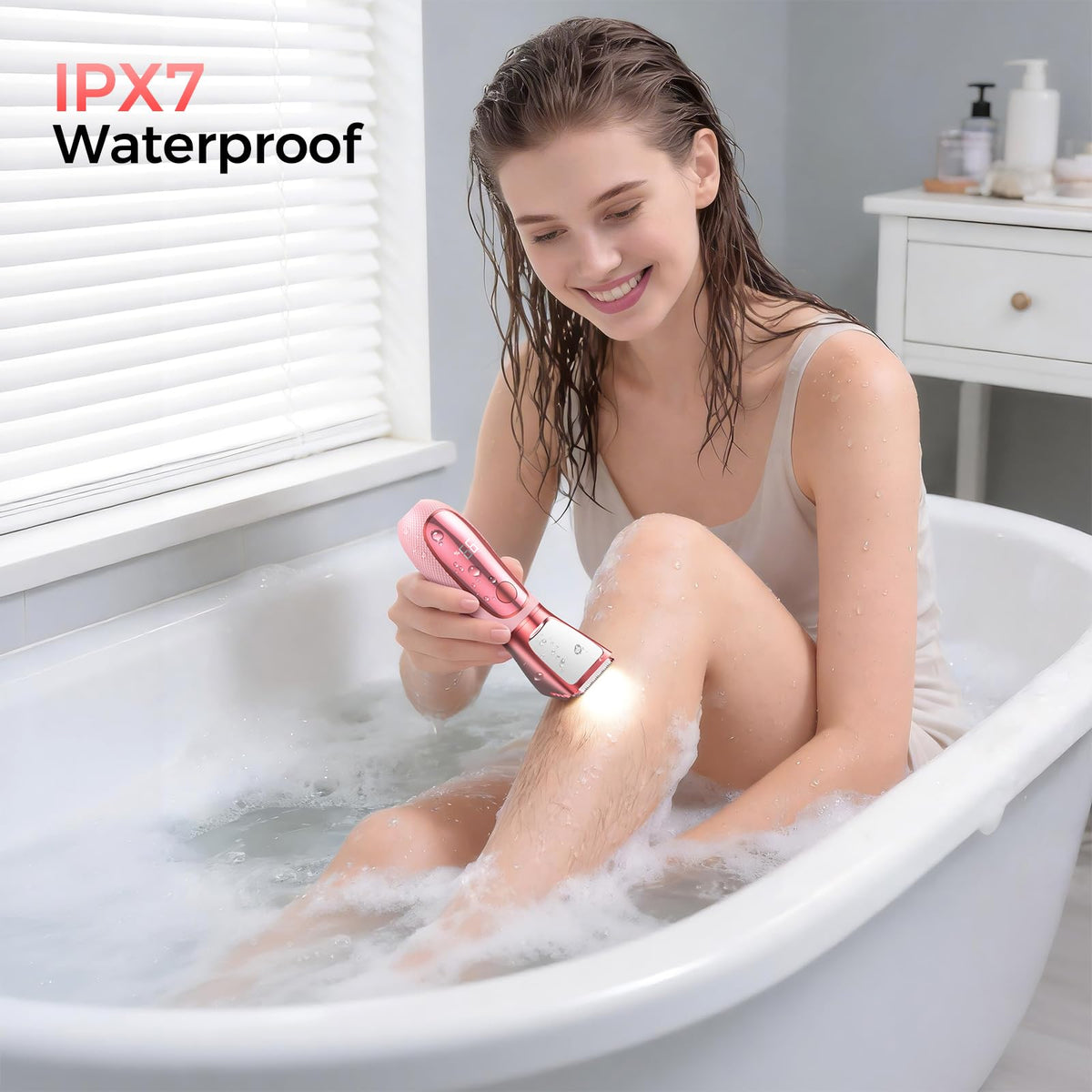 NIPOO bikini trimmer with digital display showing battery status.