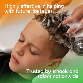Child-friendly texture and scent support comfortable at-home lice care routines.
