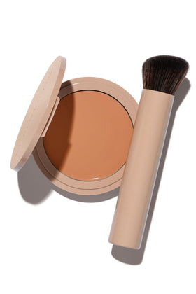 No Makeup Makeup Foundation bottle shows a natural skin-tone match for a seamless look.