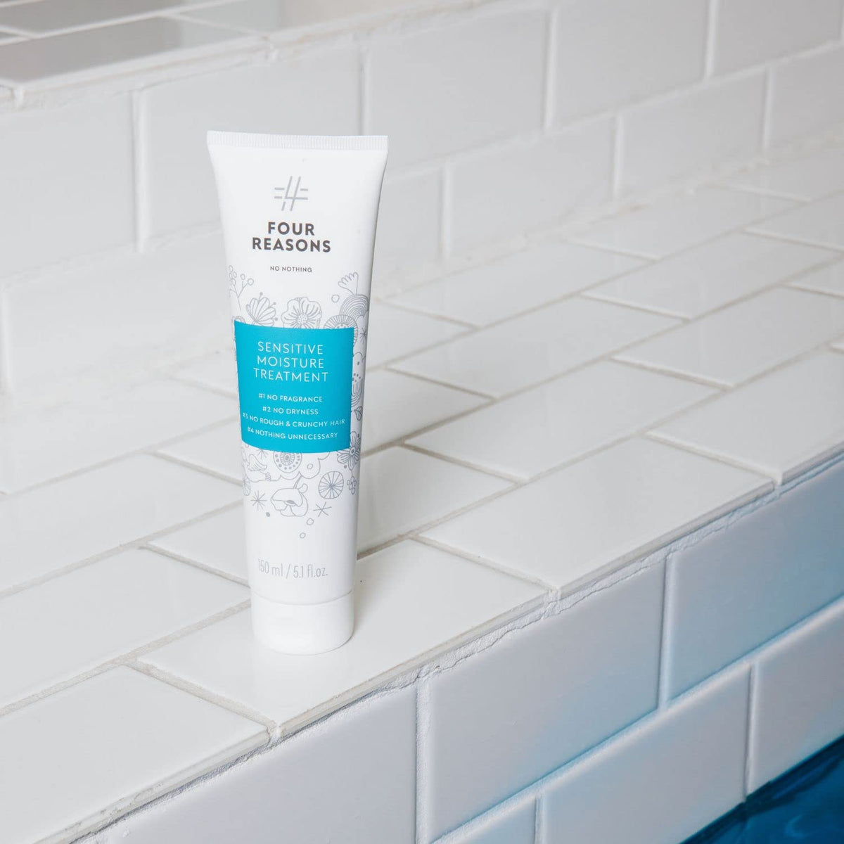 No nothing hypoallergenic certification closeup emphasizes allergy-friendly formula.