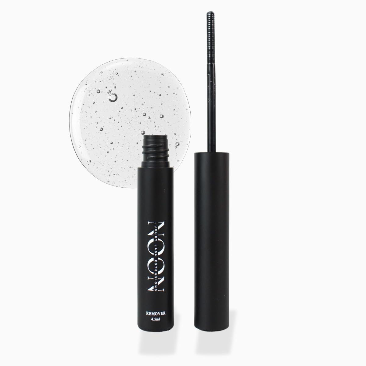 Noonlash Gentle Lash Remover bottle-top application shows easy, gentle glue dissolution for sensitive eyes.