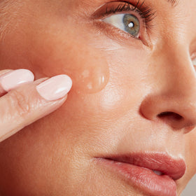 NuFACE 24-hour hydration gel with hyaluronic acid for plump, dewy skin.